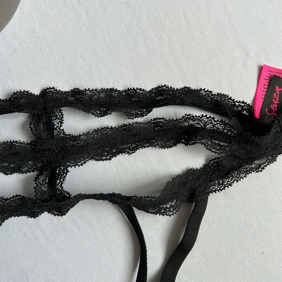 Black Lace La Senza Garter Belt XL - Picture 4 of 4